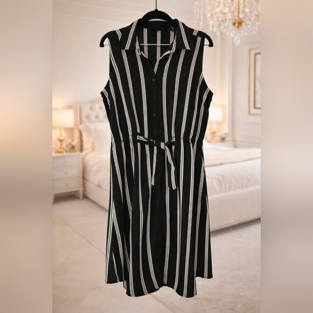 Black and White Striped Sleeveless Dress